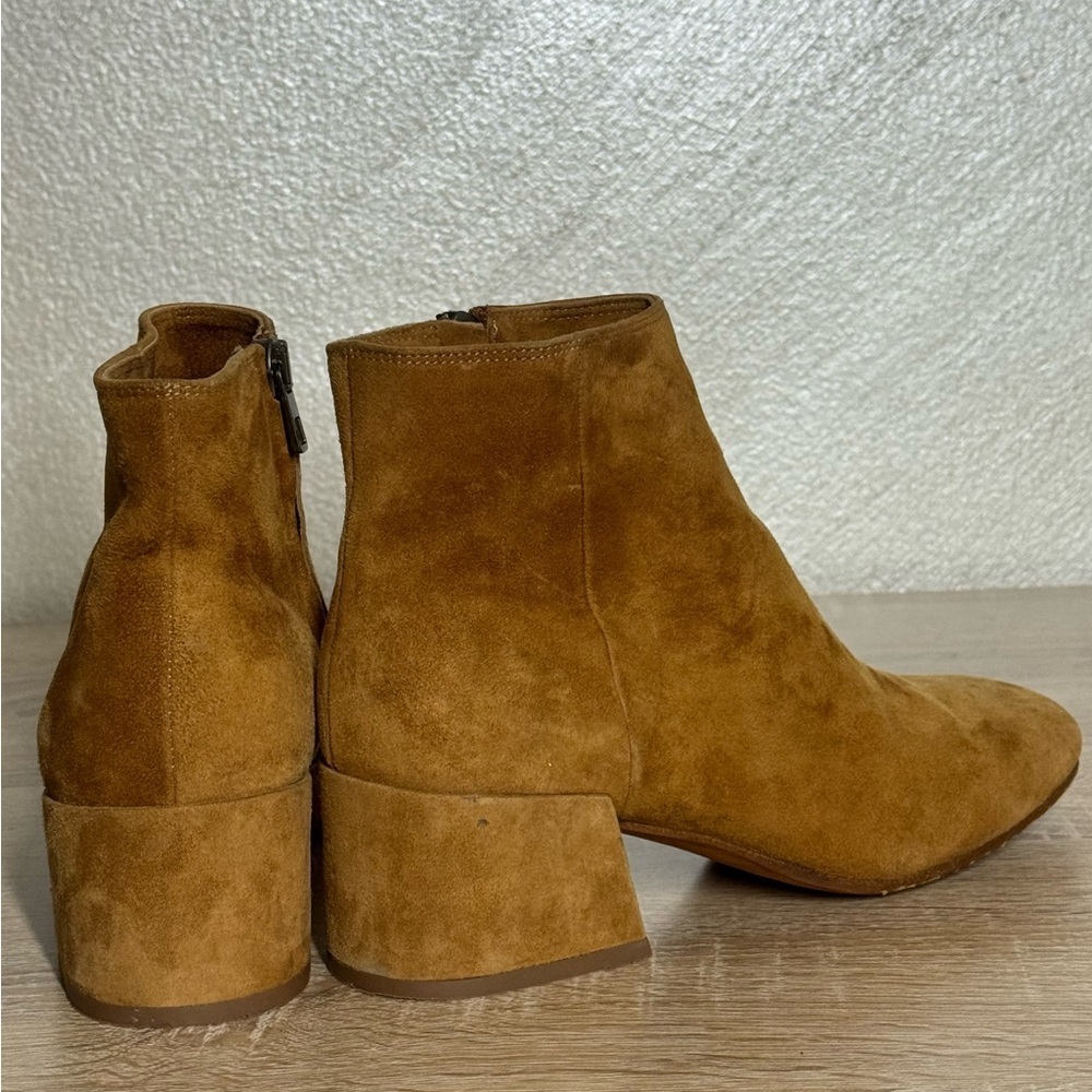 Vince Ostend Cedar Suede Ankle Boots Size 7 Block Heel - Picture 13 of 14